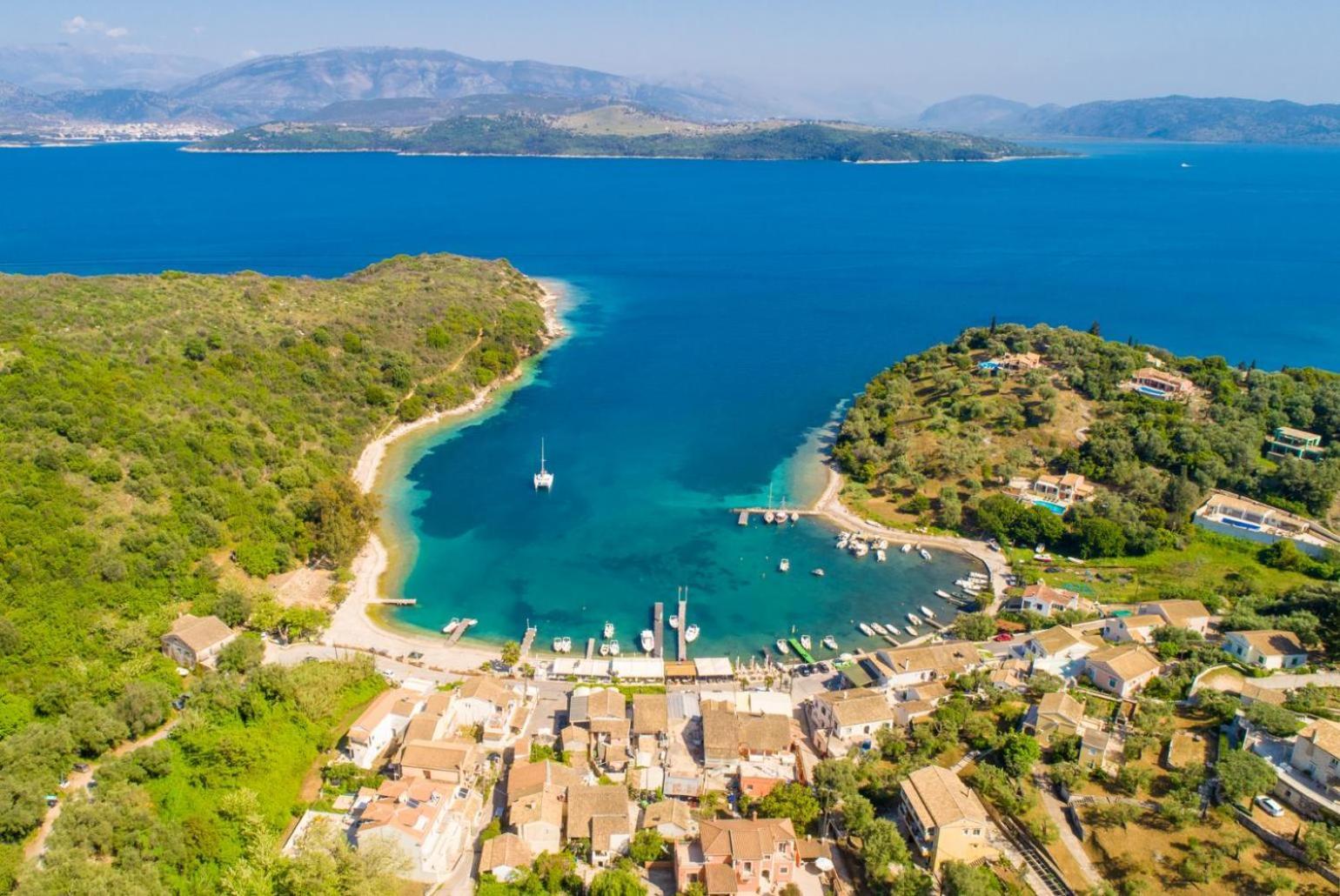 Villa Konstantinos Katávolos エクステリア 写真
