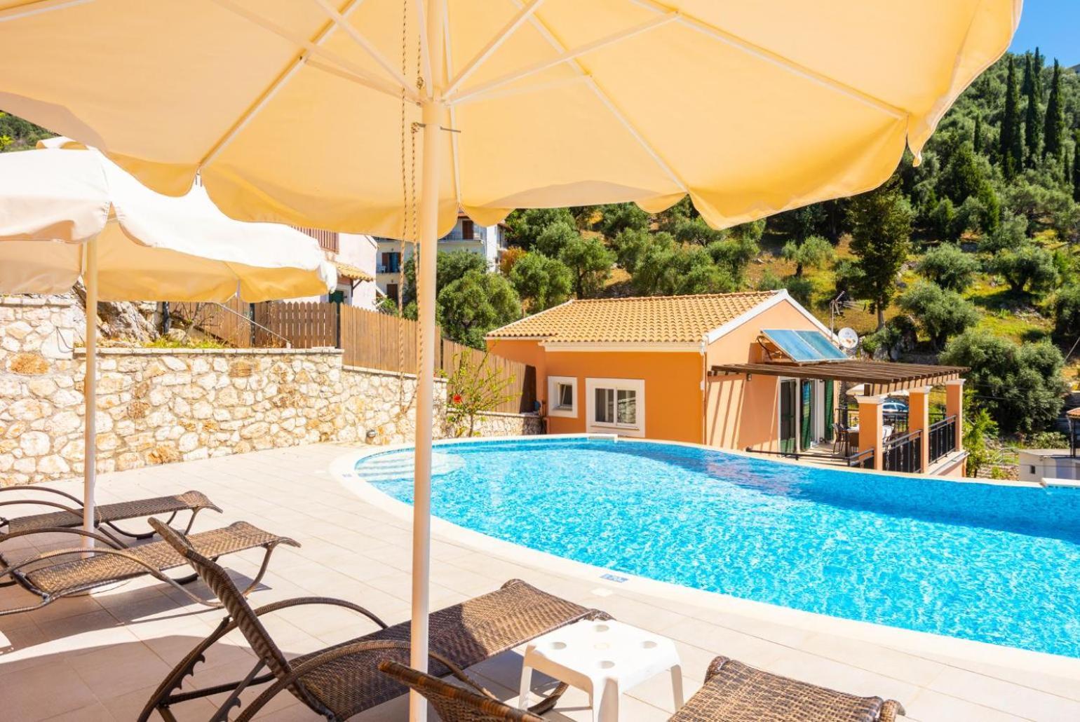 Villa Konstantinos Katávolos エクステリア 写真